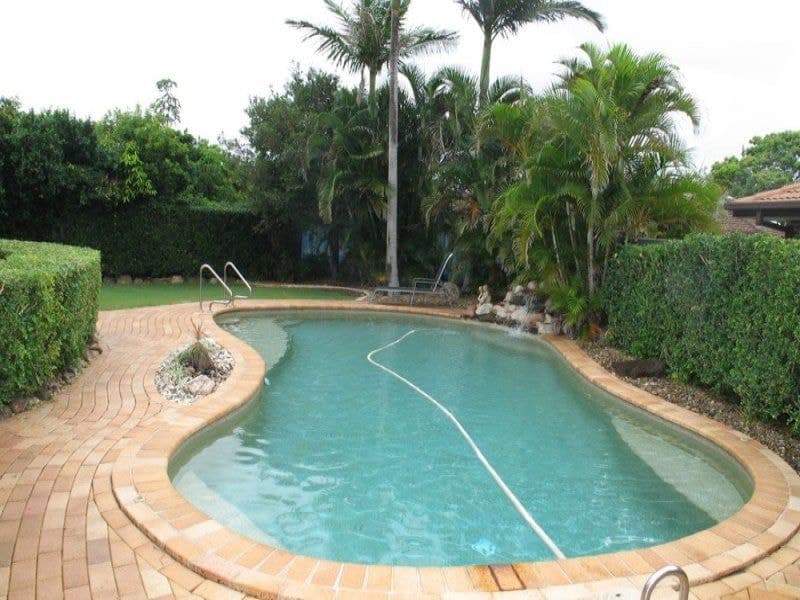 38 Intrepid Drive, Mermaid Waters - Image 1