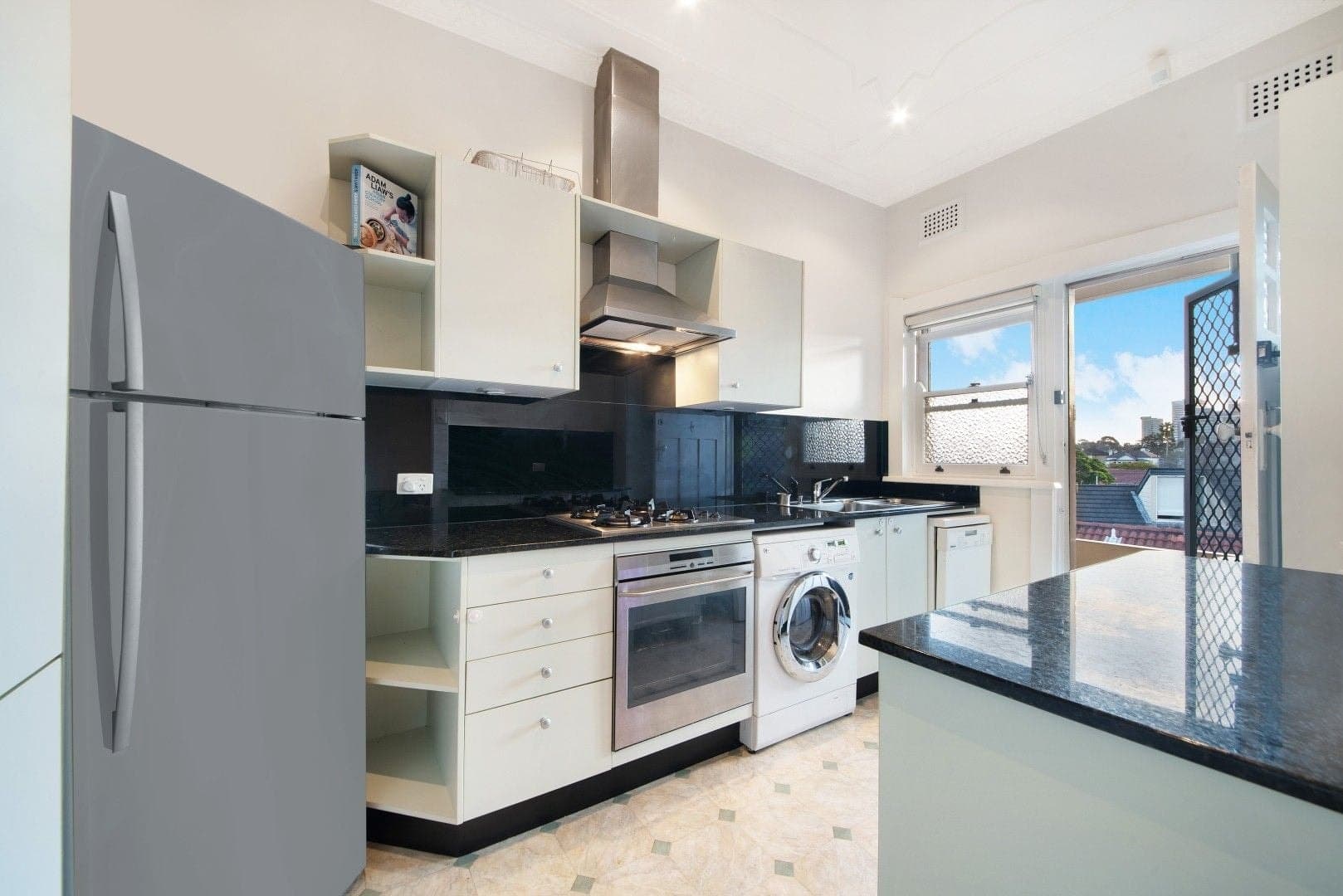 10/100 Kurraba Road, Neutral Bay, Neutral Bay - Thumbnail 4