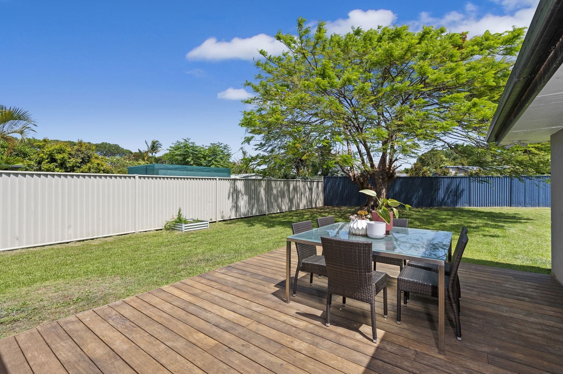 8 Metricup Court, Mermaid Waters - Thumbnail 4