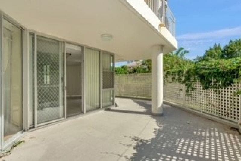 3/15 Brighton Street, Biggera Waters - Thumbnail 4