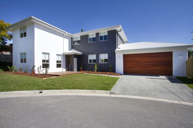 1 Schilling Avenue, Southport - Thumbnail 2