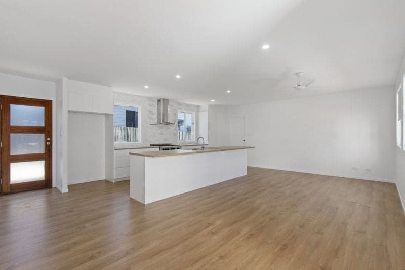 1 Schilling Avenue, Southport - Thumbnail 4