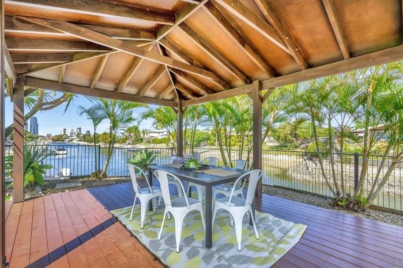 108 Salerno Street, Isle Of Capri - Thumbnail 2