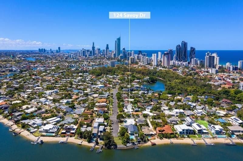 124 Savoy Drive, Broadbeach Waters - Thumbnail 4