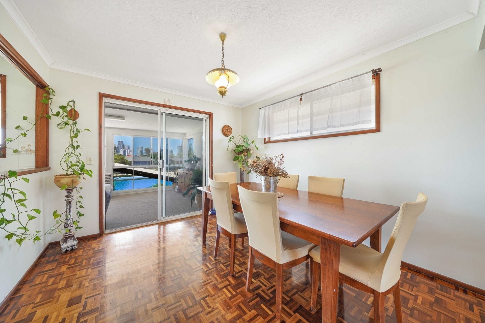 24 Sundowner Court, Mermaid Waters - Thumbnail 8