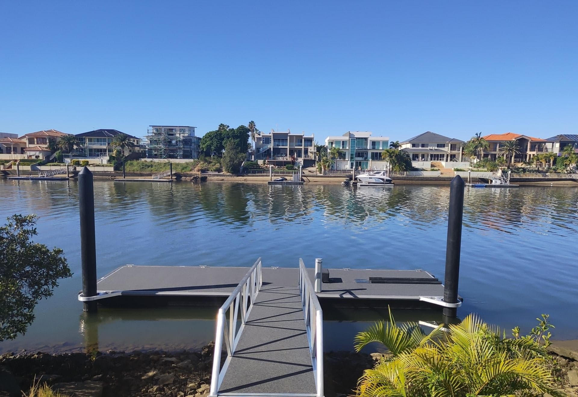 12 Witt Avenue, Carrara - Image 1