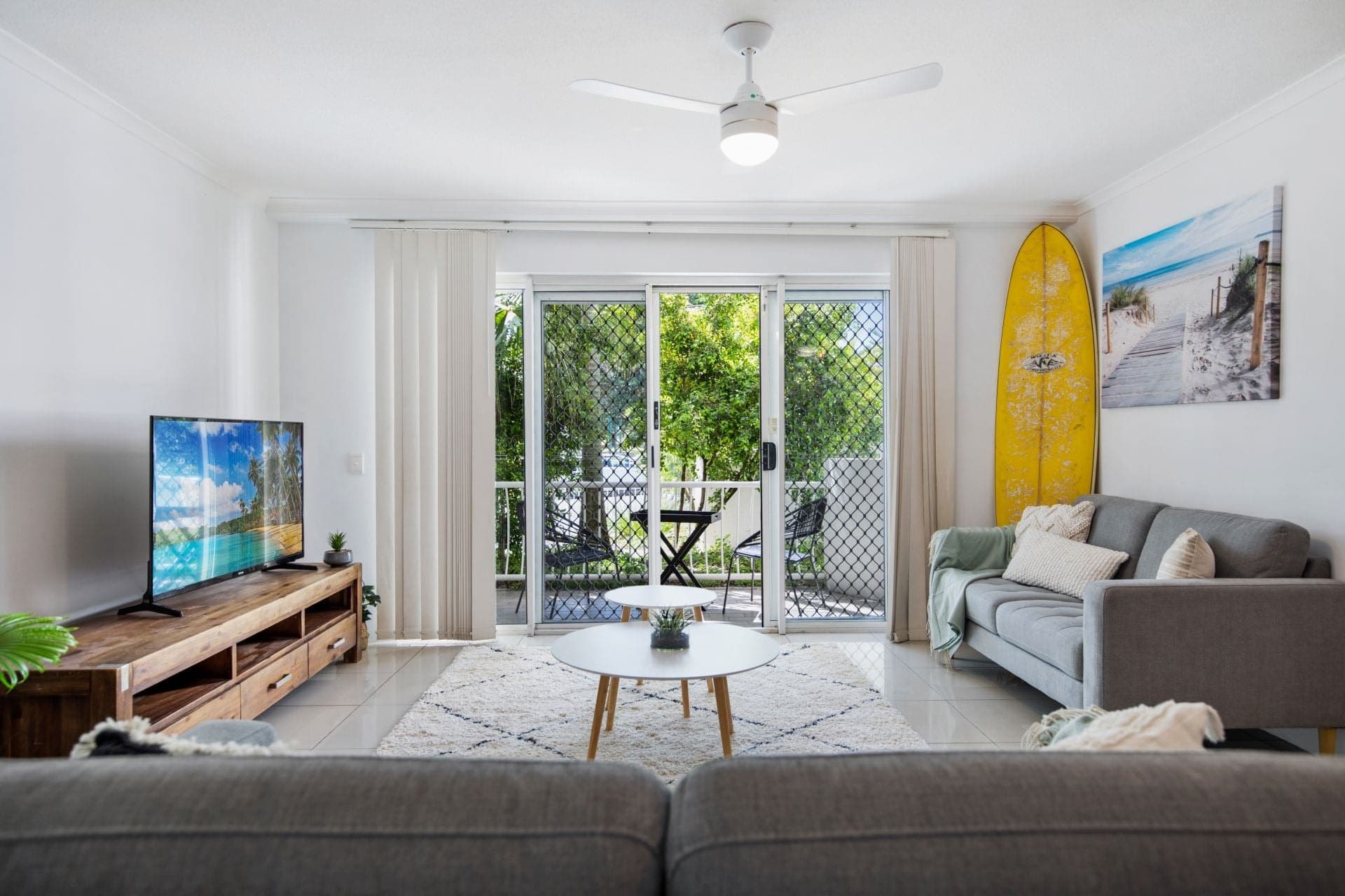 31/6 Cannes Avenue, Surfers Paradise - Thumbnail 3