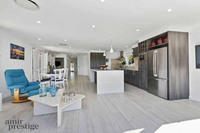 17 Kikori Crescent, Runaway Bay - Thumbnail 6