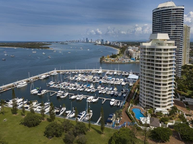 15/19 Oatland Esplanade, Runaway Bay - Thumbnail 3