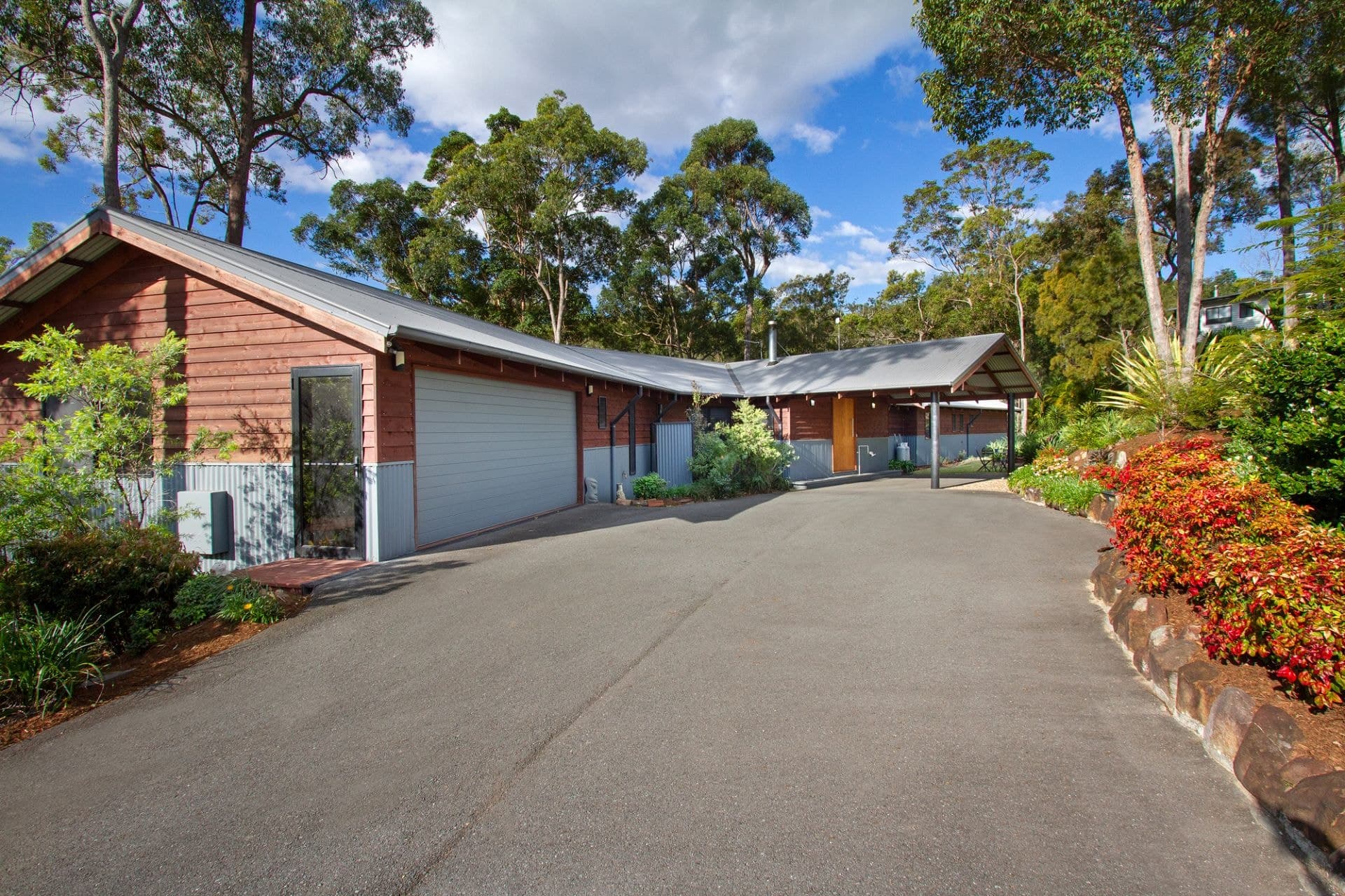 204 Carrington Road, Bonogin - Thumbnail 5