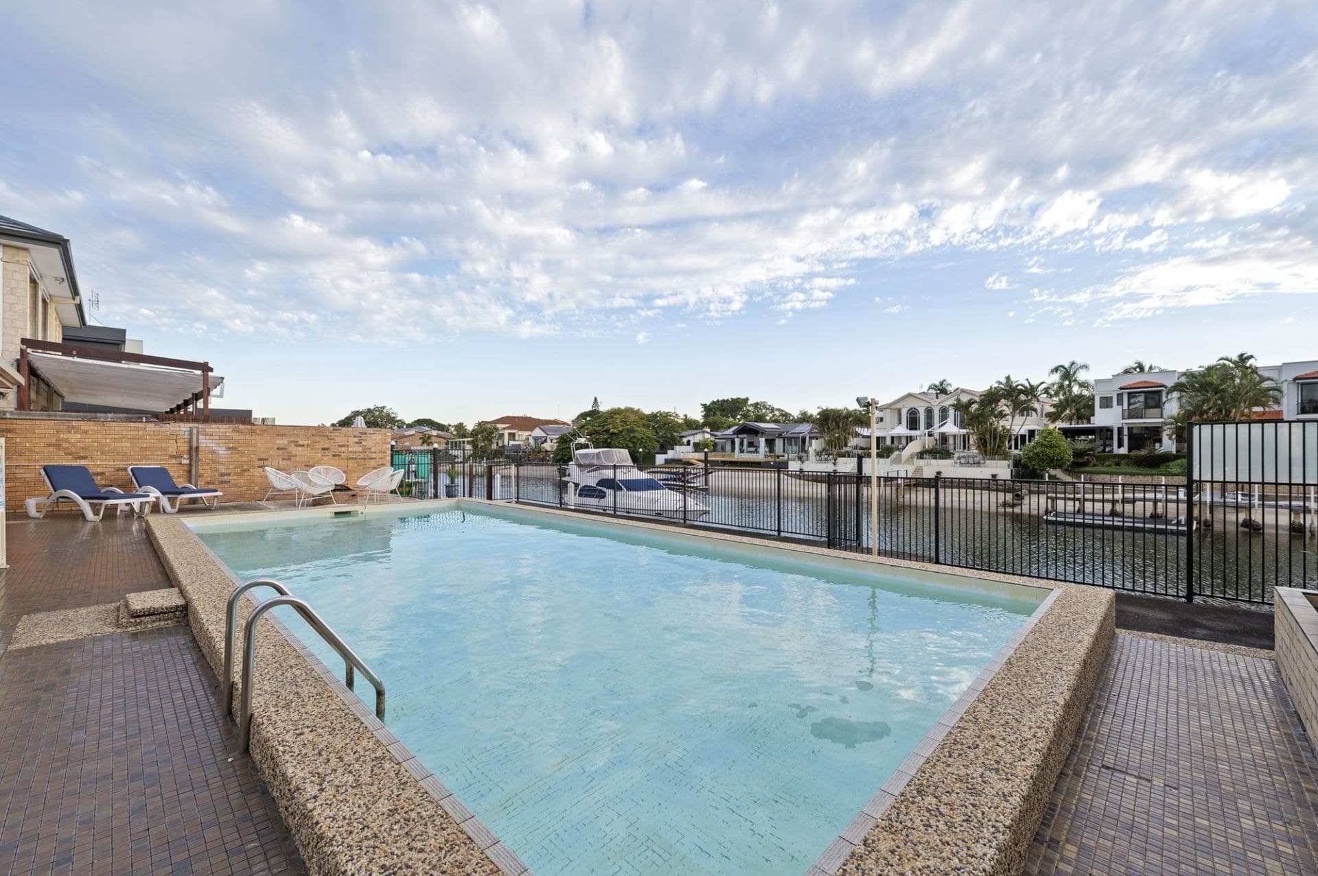 66 Gibraltar Drive, Isle Of Capri - Thumbnail 4