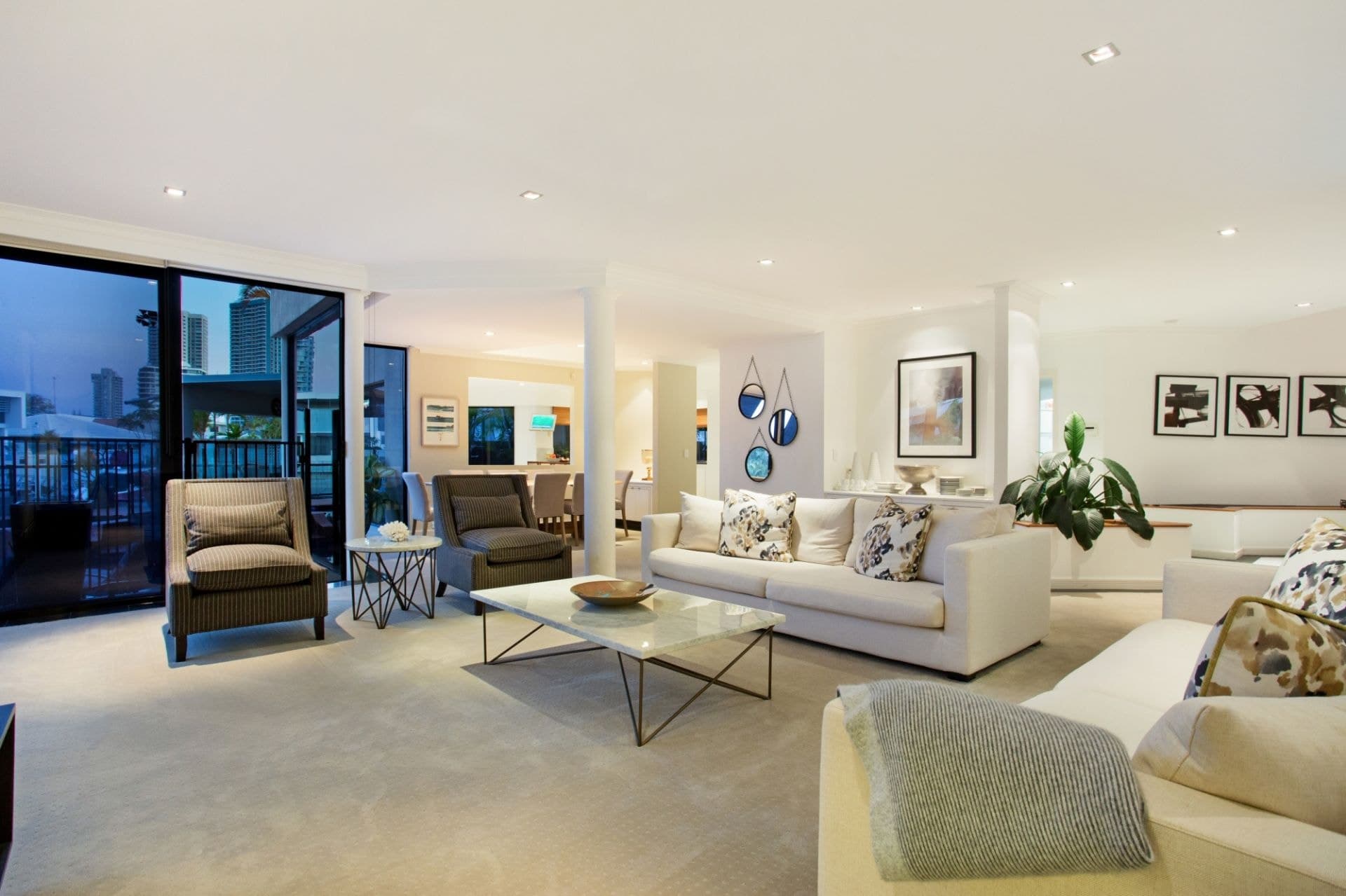 19 Buccaneer Court, Paradise Waters - Thumbnail 5