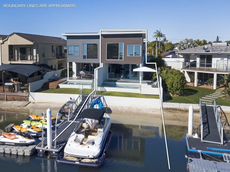 1/21 Vaggelas Crescent, Biggera Waters - Thumbnail 3