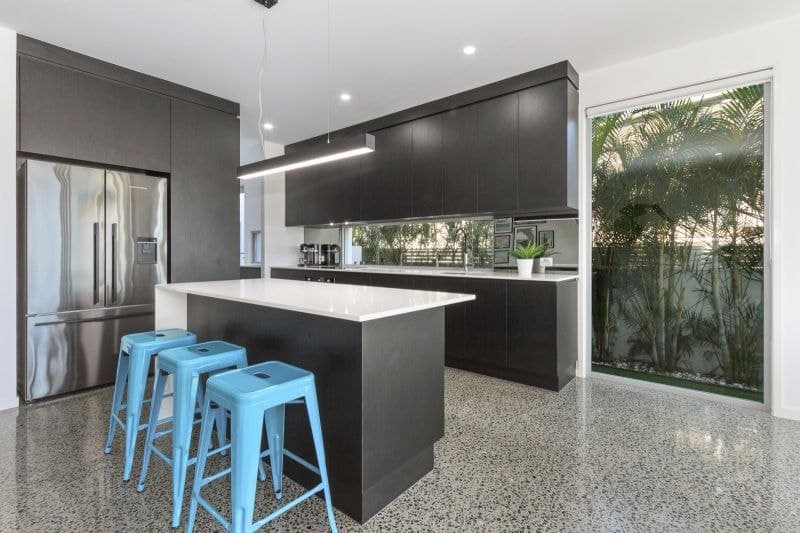 1/21 Vaggelas Crescent, Biggera Waters - Thumbnail 5