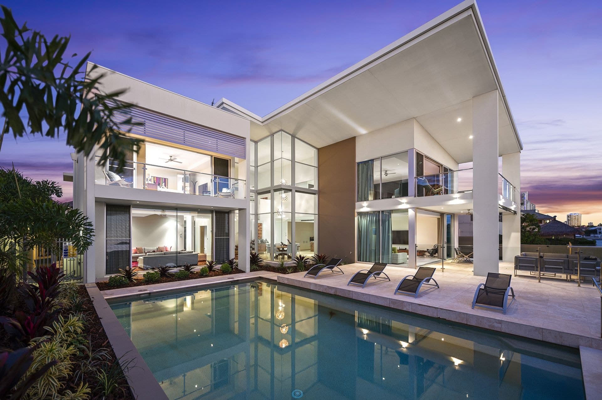 30 Buccaneer Court, Paradise Waters - Thumbnail 3