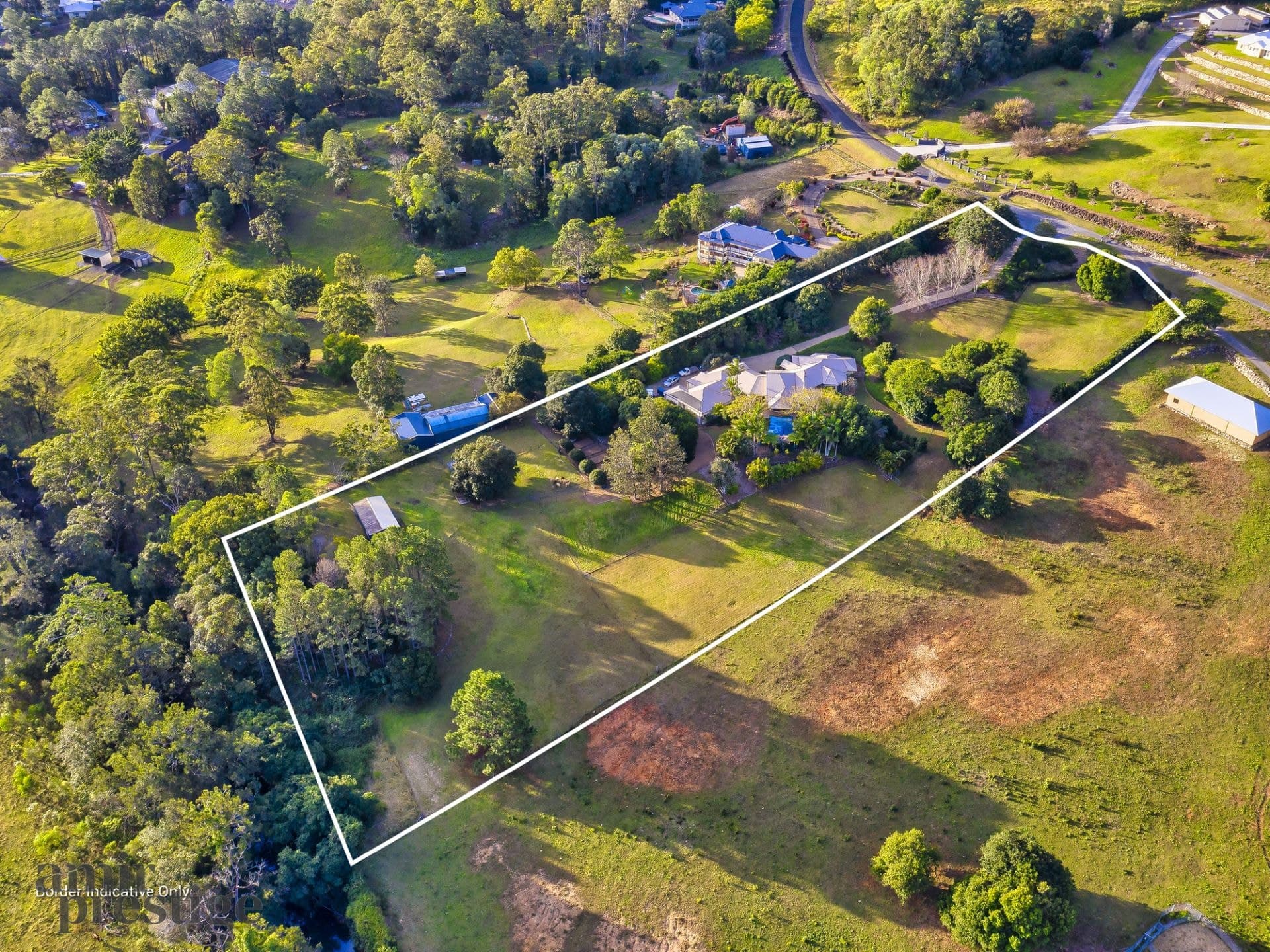 122 Crest Hill Drive, Wongawallan - Thumbnail 3