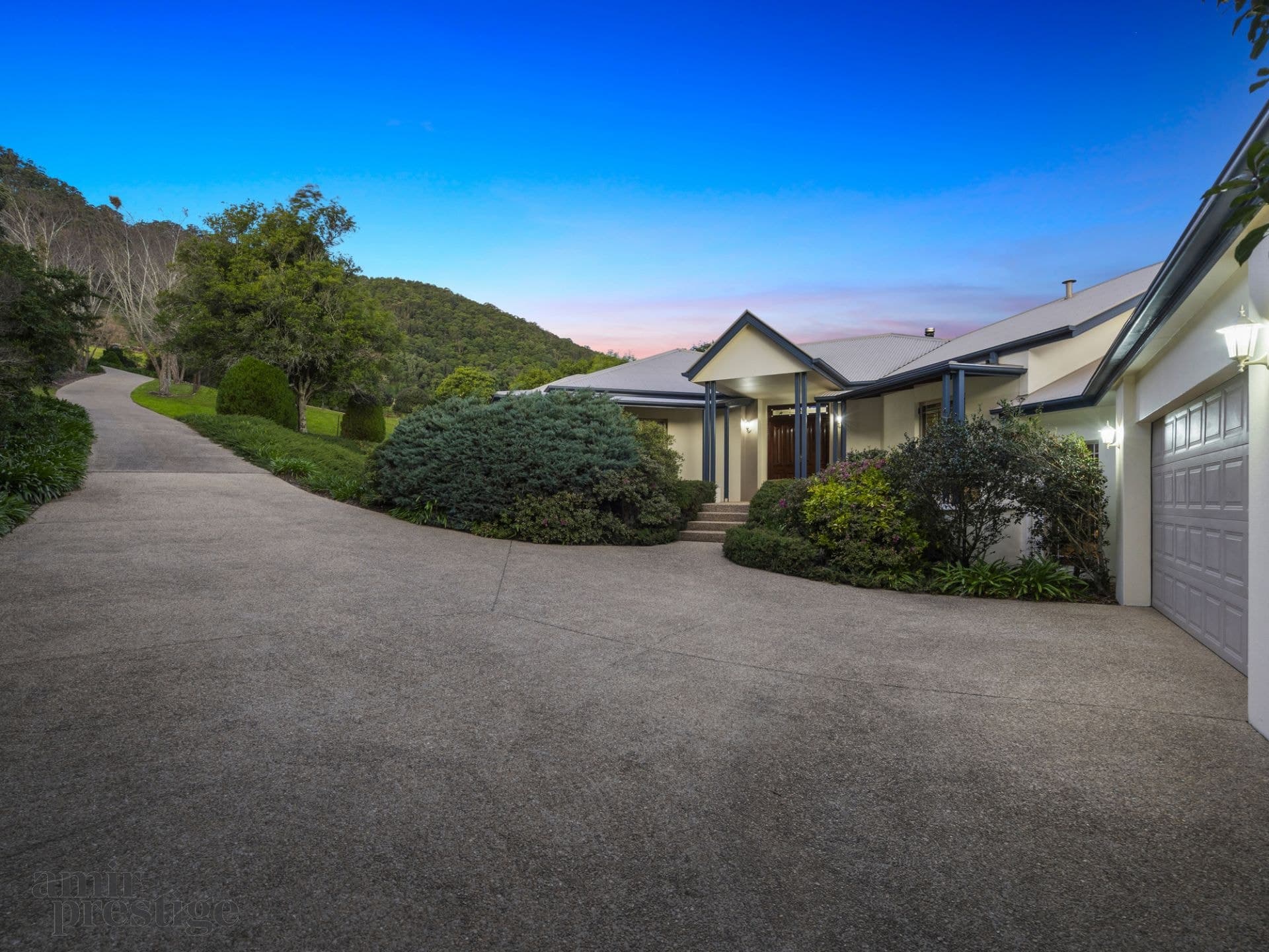 122 Crest Hill Drive, Wongawallan - Thumbnail 6
