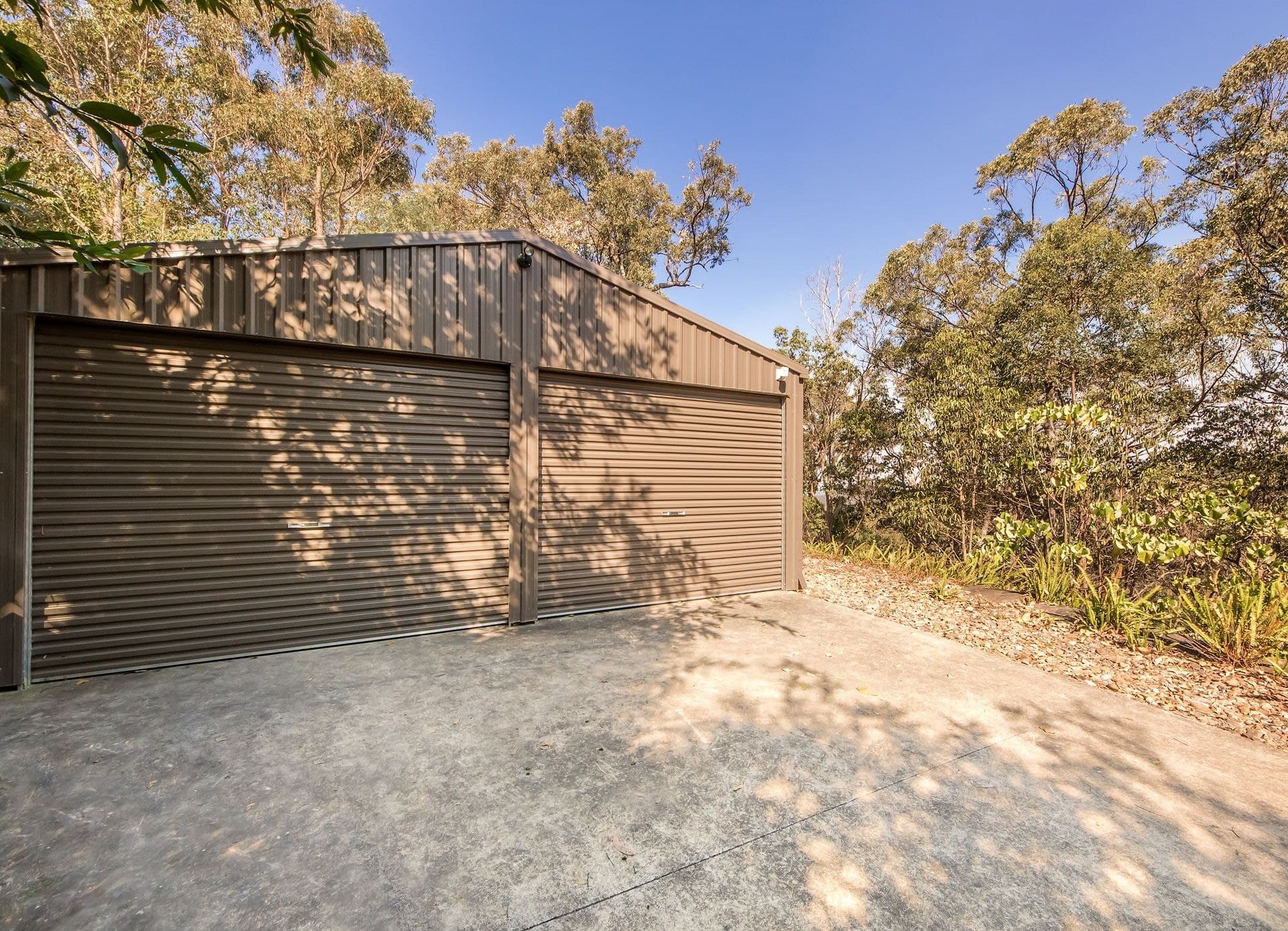 143 Chesterfield Drive, Bonogin - Image 1