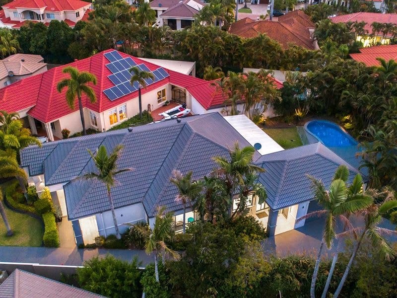 1612 Richmond Court, Hope Island - Image 1