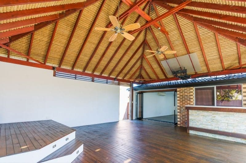 143 Hooker Boulevard, Broadbeach Waters - Thumbnail 2