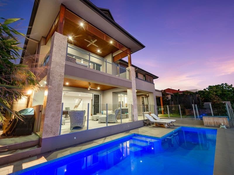 52 Shearwater Esplanade, Runaway Bay - Thumbnail 5