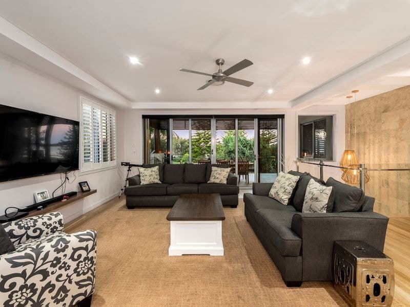 52 Shearwater Esplanade, Runaway Bay - Thumbnail 7