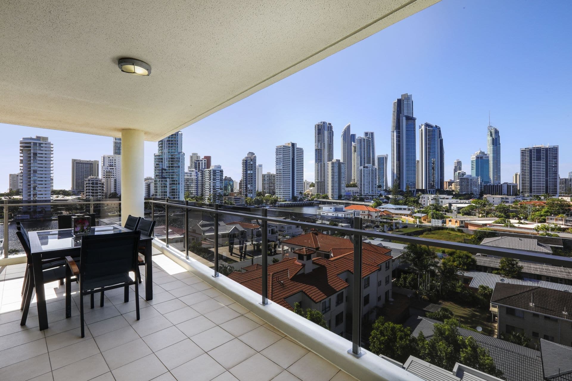 54/53 Darrambal Street, Surfers Paradise - Thumbnail 4