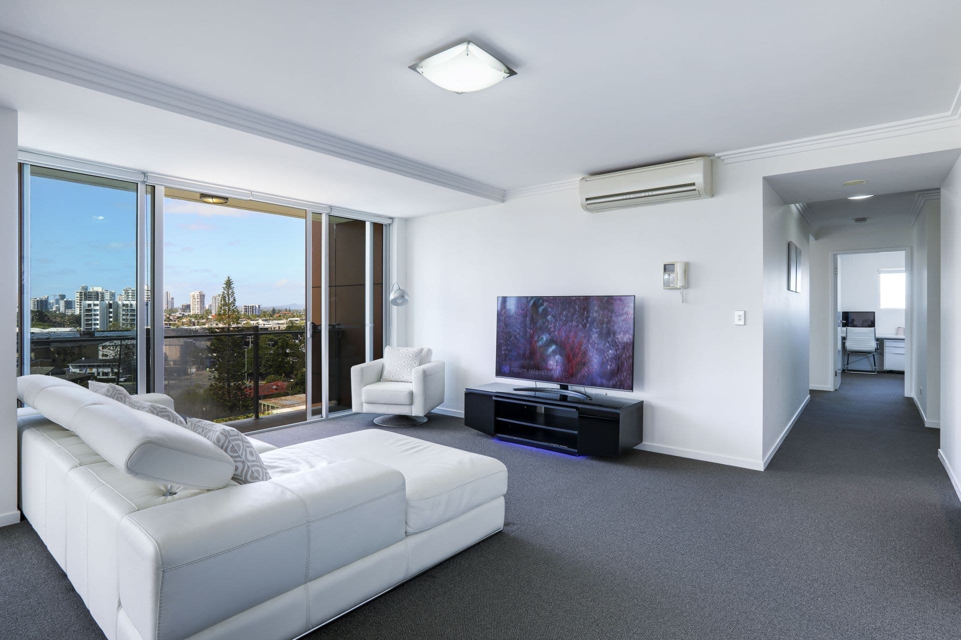 54/53 Darrambal Street, Surfers Paradise - Thumbnail 5