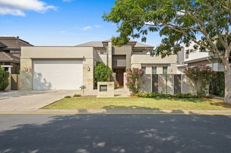 5069 Emerald Island Drive, Carrara - Thumbnail 2