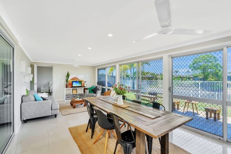 110 Salerno Street, Isle Of Capri - Thumbnail 5
