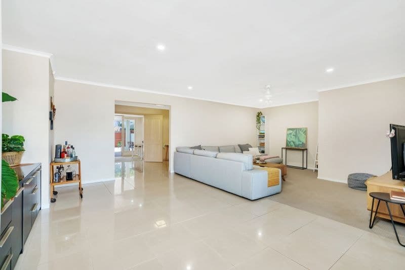 110 Salerno Street, Isle Of Capri - Thumbnail 7
