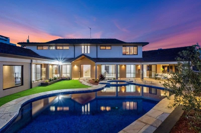 124 Commodore Drive, Paradise Waters - Thumbnail 5