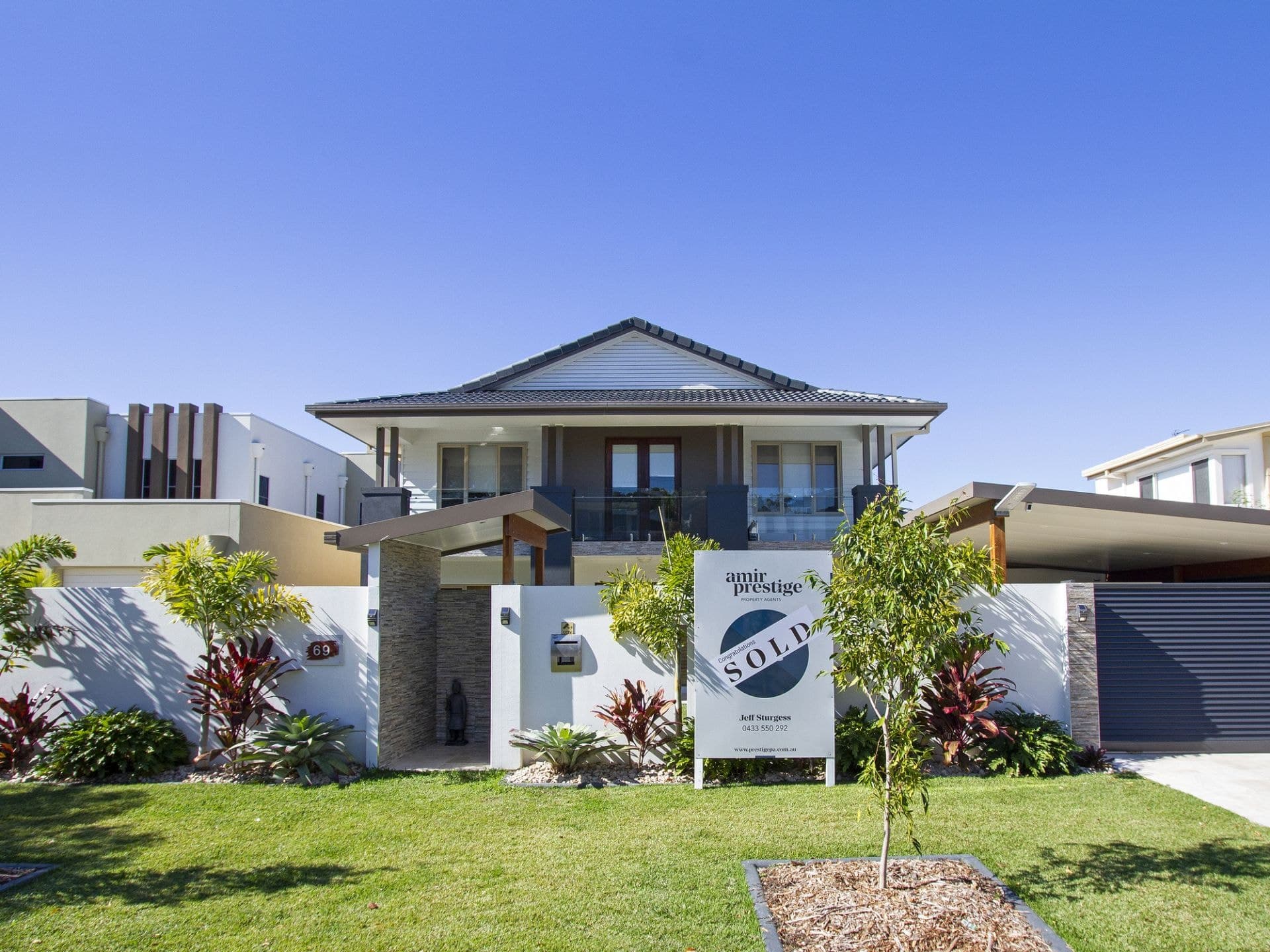 69 Compass Drive, Biggera Waters - Thumbnail 3