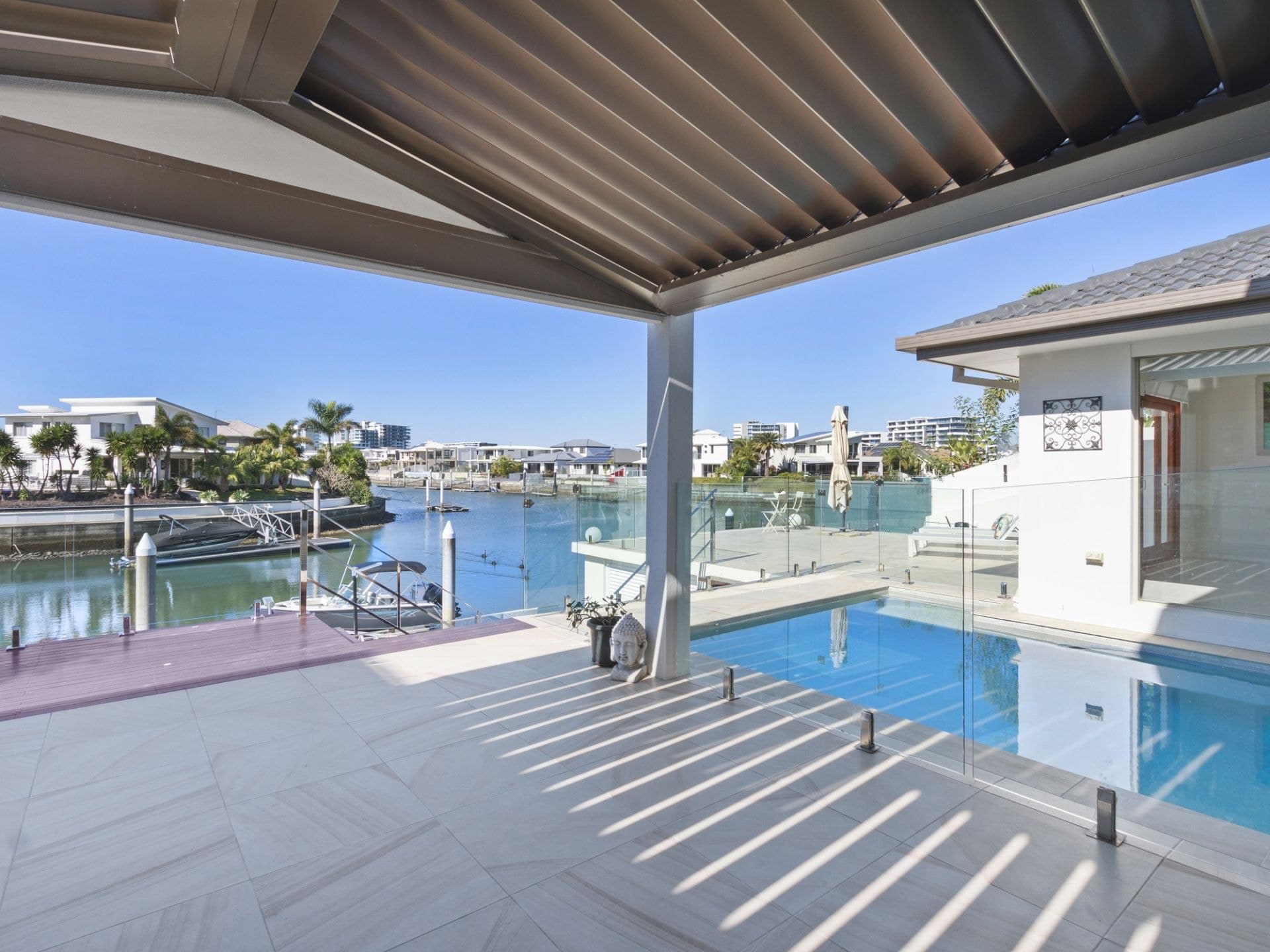 69 Compass Drive, Biggera Waters - Thumbnail 4