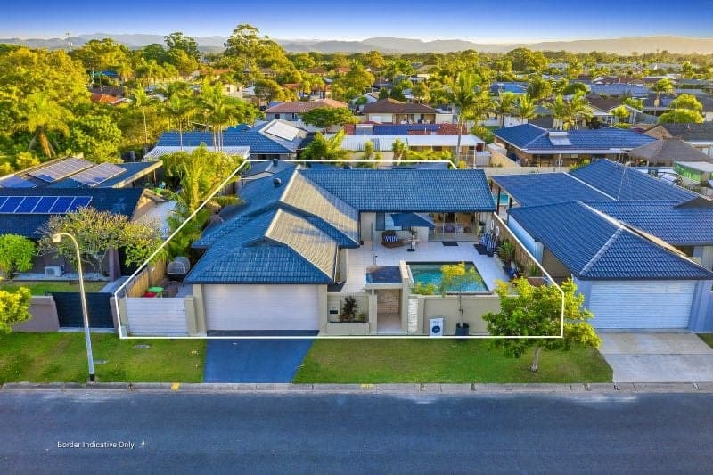 20 Launch Road, Mermaid Waters - Thumbnail 2