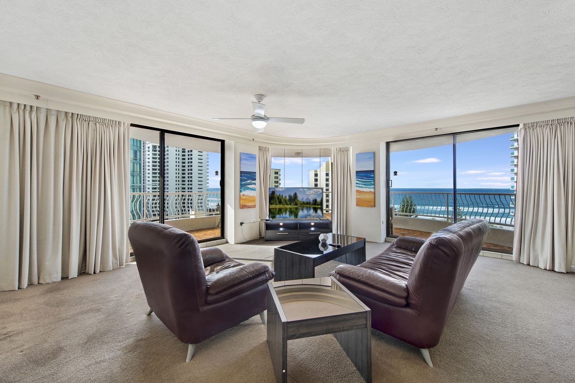 12B/30 Laycock Street, Surfers Paradise - Thumbnail 3