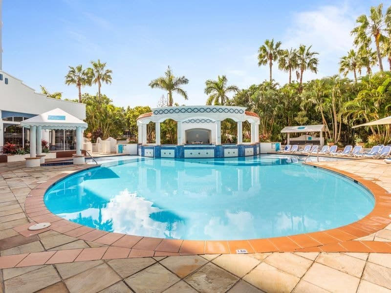 2052/2633 Gold Coast Highway, Broadbeach - Image 1