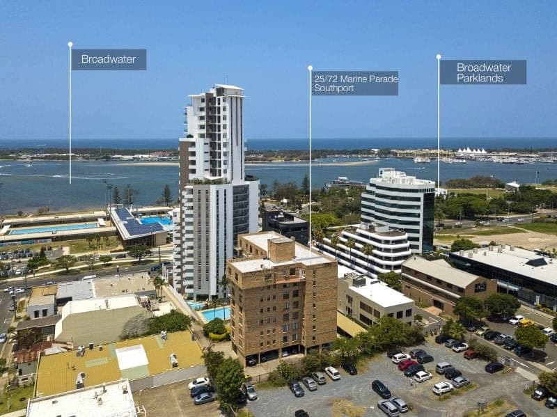 25/72 Marine Parade, Southport - Thumbnail 2