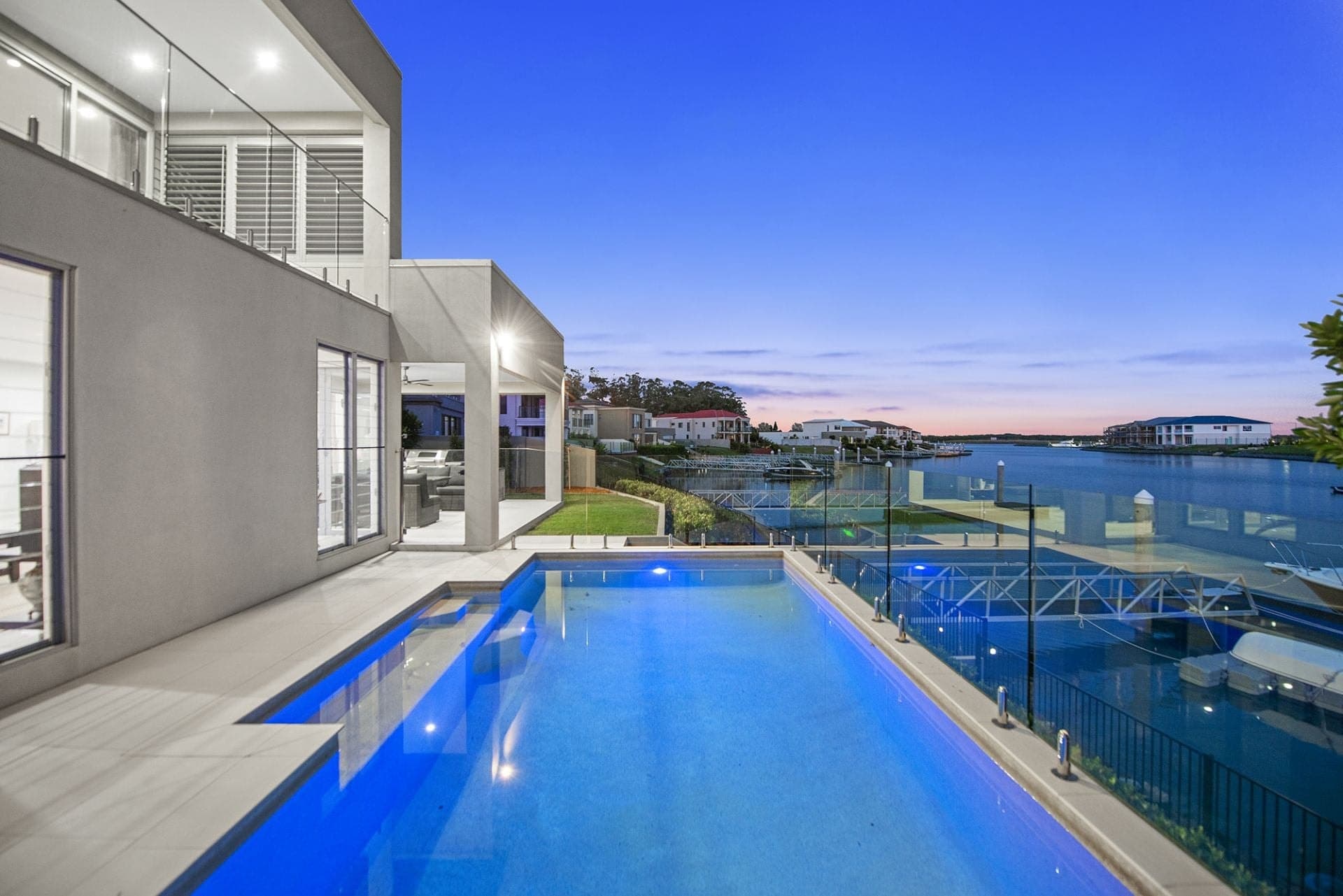 1069 Edgecliff Drive, Sanctuary Cove - Thumbnail 3