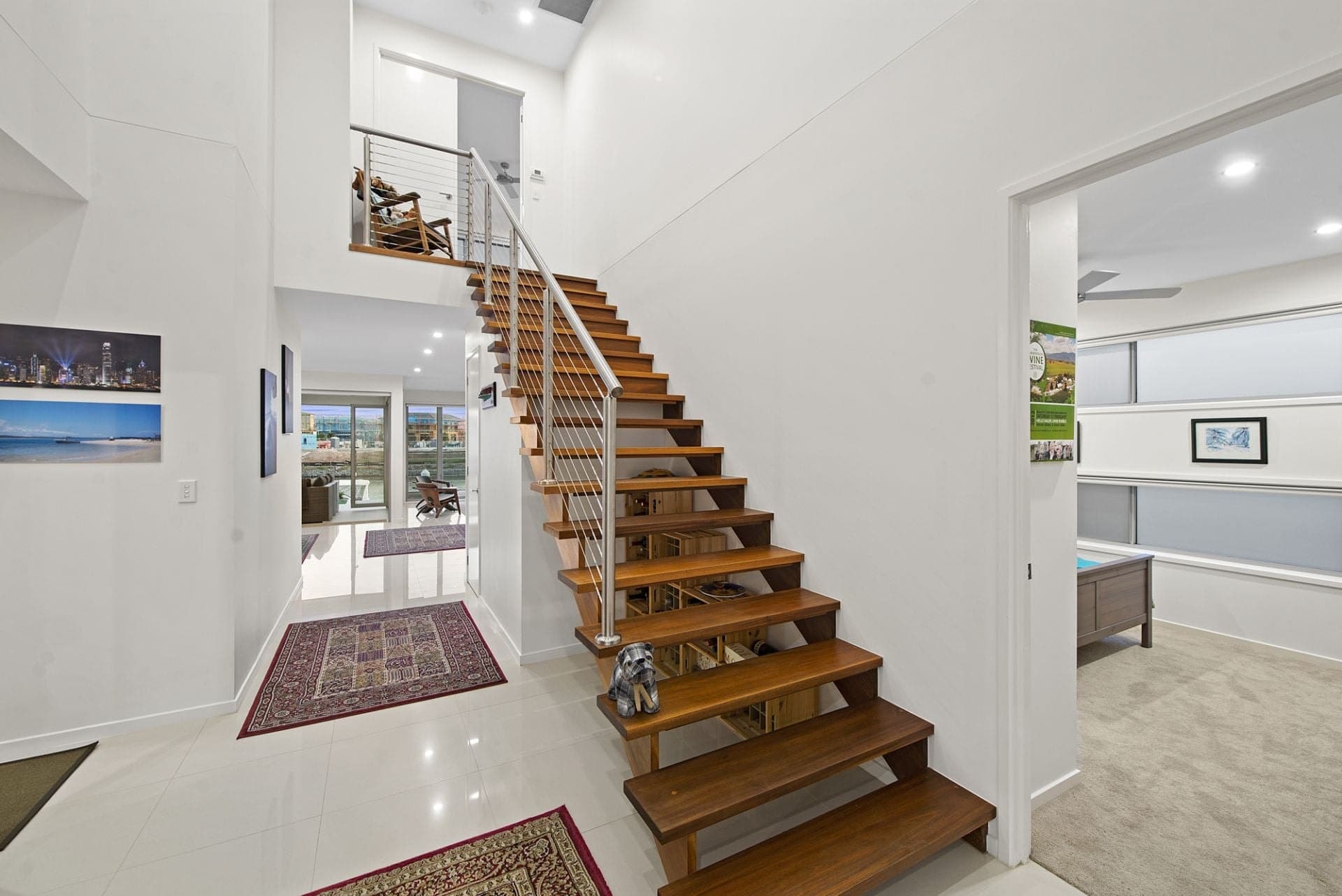1069 Edgecliff Drive, Sanctuary Cove - Thumbnail 4