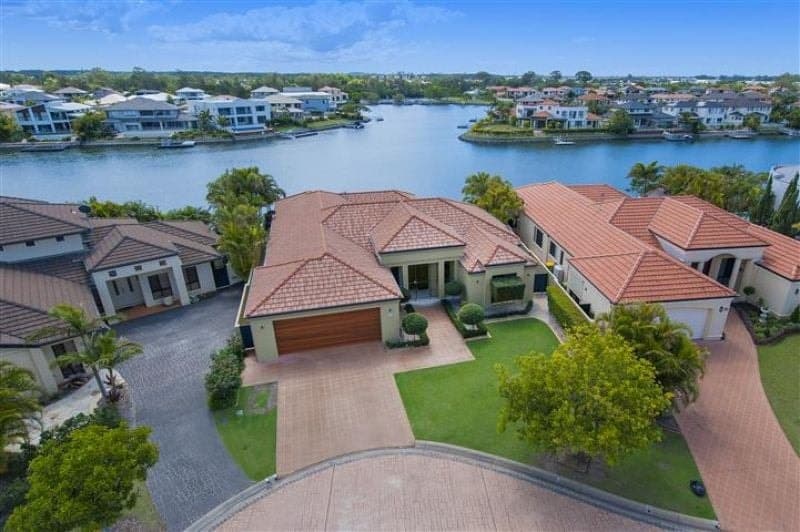 29 Windchimes Way, Helensvale - Thumbnail 2