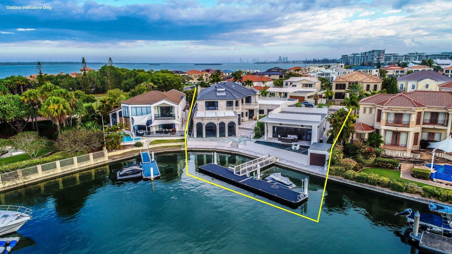 1-3 Queen Guineveres Place, Sovereign Islands - Image 1
