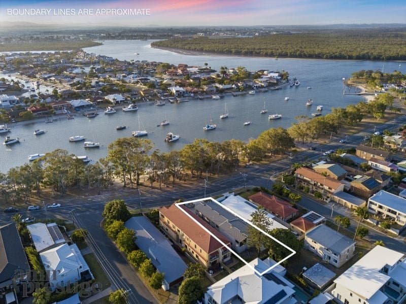 53 Paradise Parade, Paradise Point - Thumbnail 2