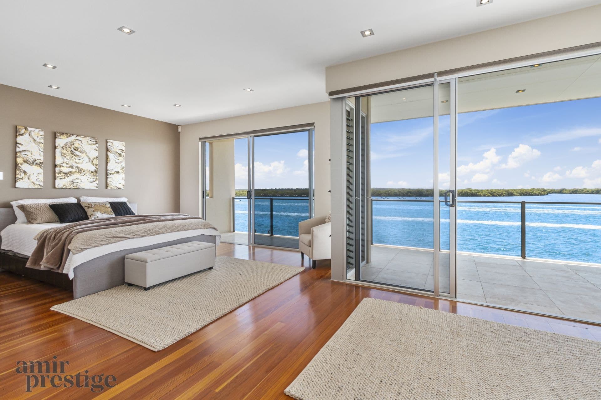 27 Knightsbridge Parade West, Sovereign Islands - Thumbnail 6