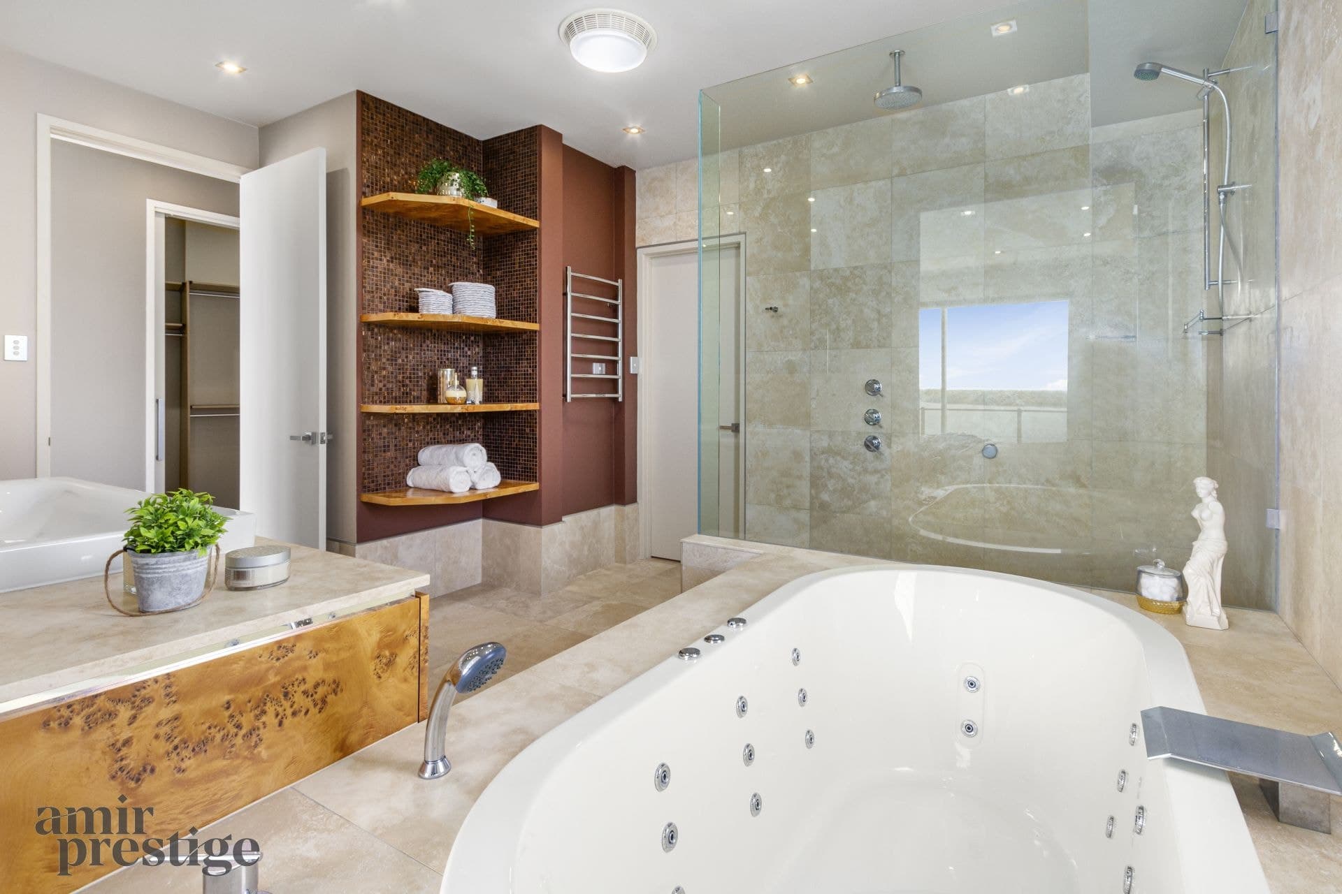 27 Knightsbridge Parade West, Sovereign Islands - Thumbnail 7