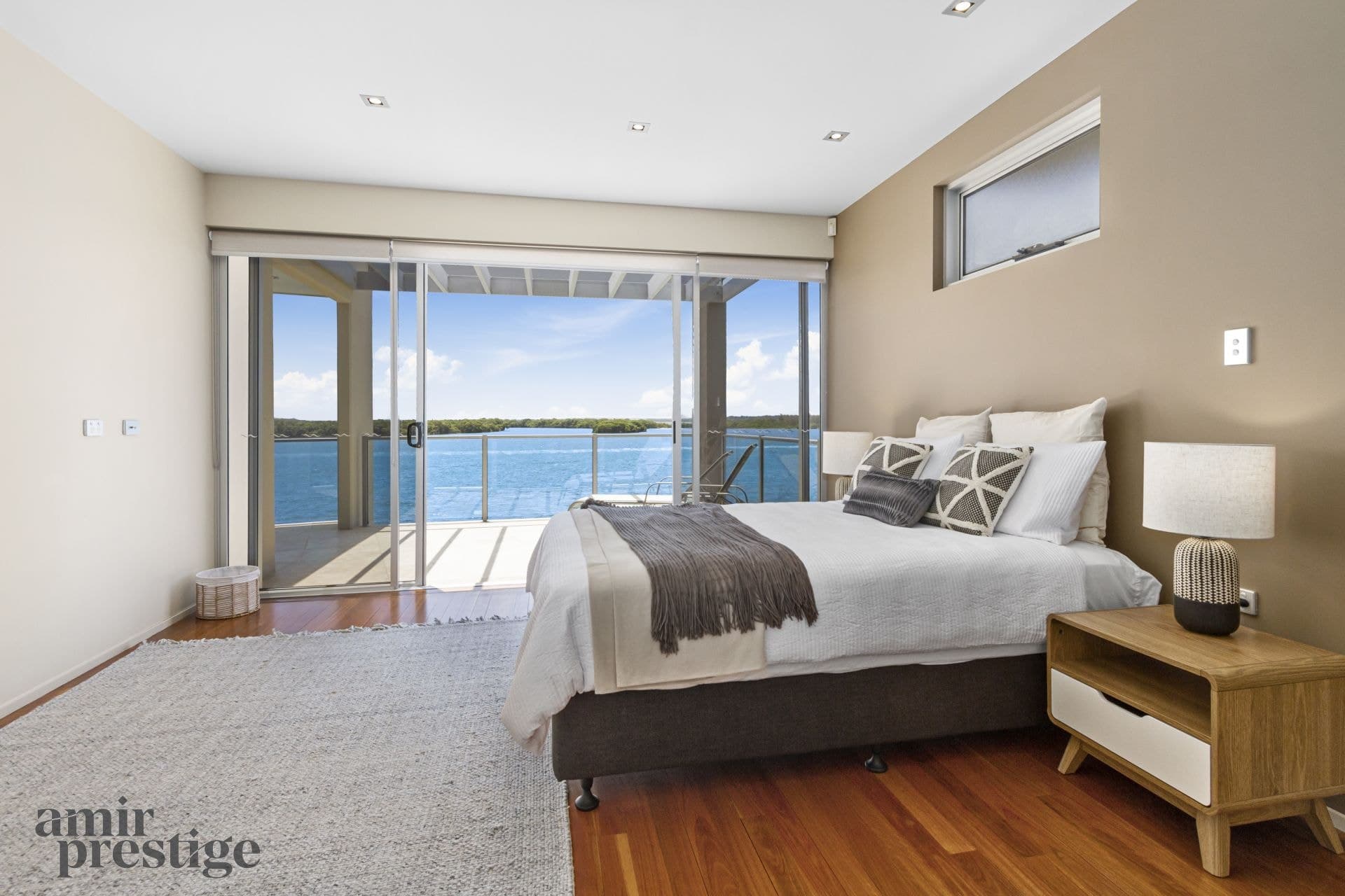 27 Knightsbridge Parade West, Sovereign Islands - Thumbnail 8