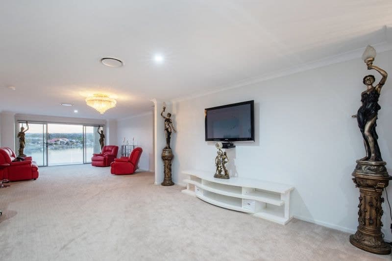144 The Peninsula, Helensvale - Thumbnail 8