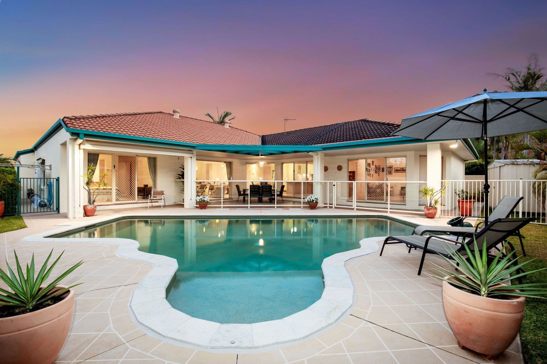 16 John Dalley Drive, Helensvale - Image 1