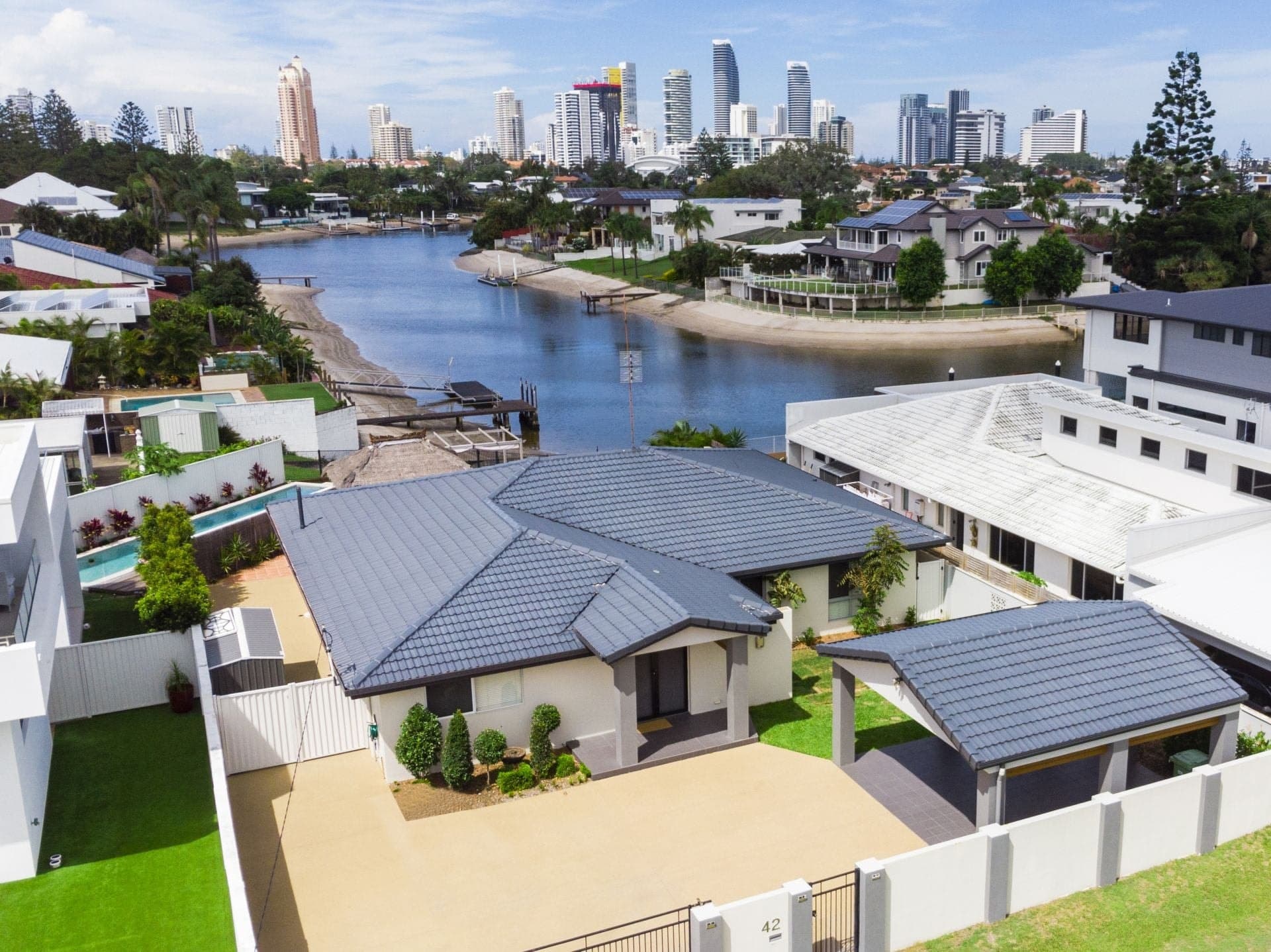 42 Rio Vista Boulevard, Broadbeach Waters - Thumbnail 2