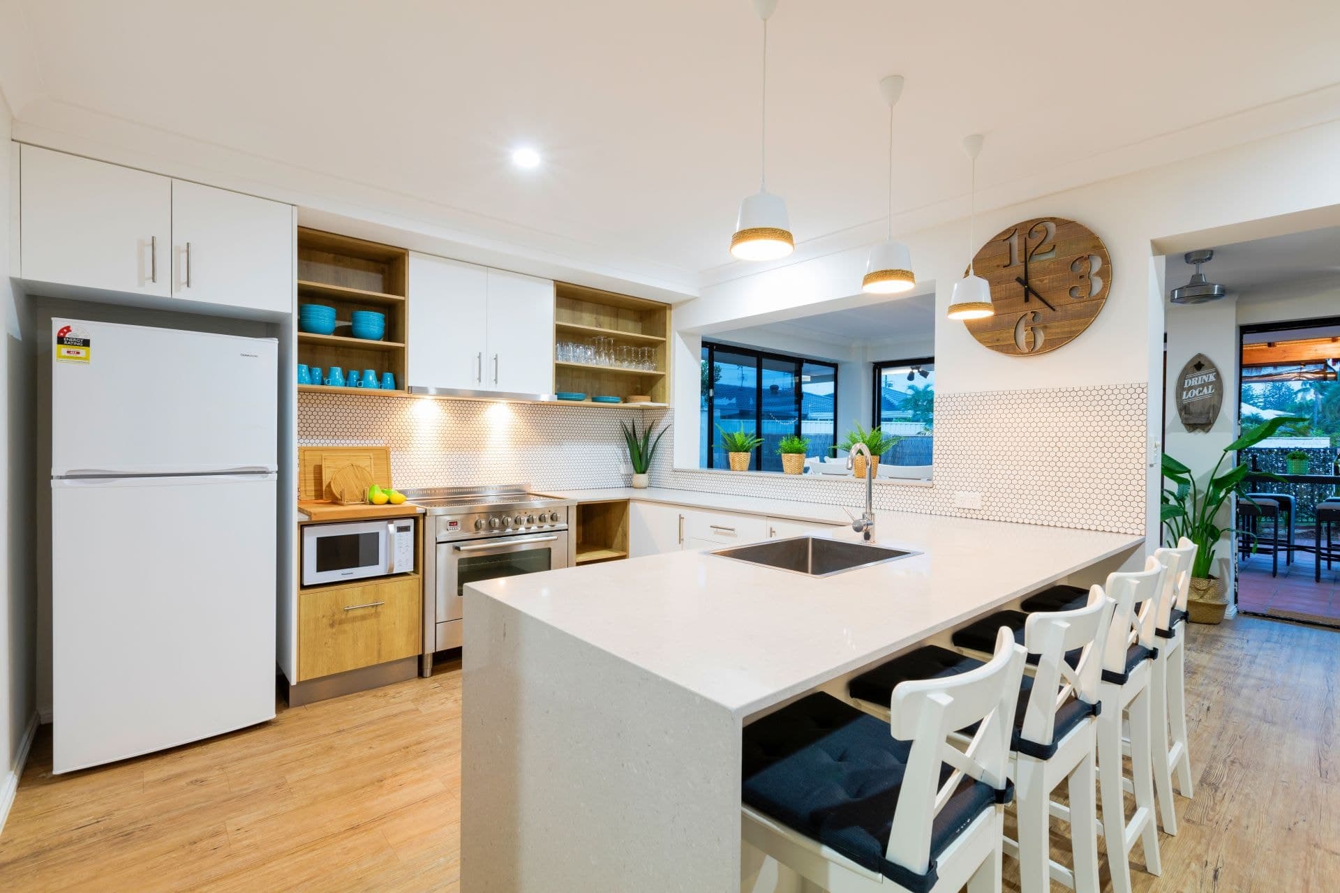 42 Rio Vista Boulevard, Broadbeach Waters - Thumbnail 5